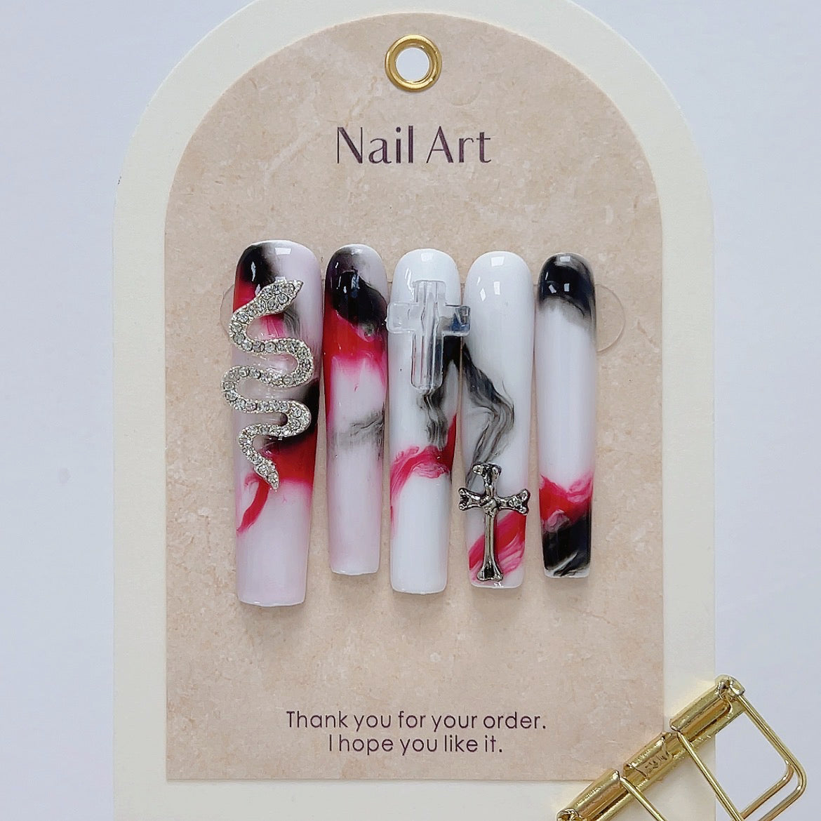 White Snake Luxurious Glue-on Nails Art